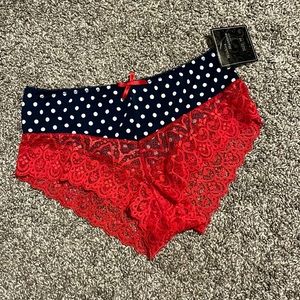 NWT - Minnie Mouse Themed Lace Underwear